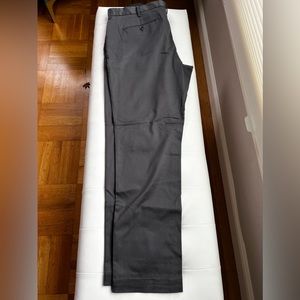Banana Republic Chino. Fulton Skinny Fit. 38W 32L. New With Tags. Dark Grey.
